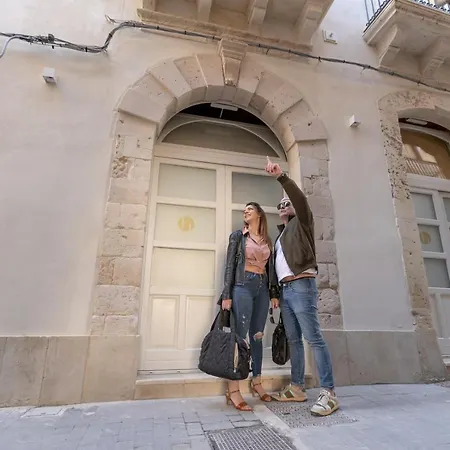 Ortigia Boutique Palace מלון דירות סירקוזה