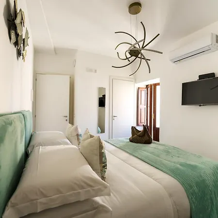 מלון דירות Ortigia Boutique Palace *