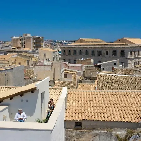 Ortigia Boutique Palace מלון דירות